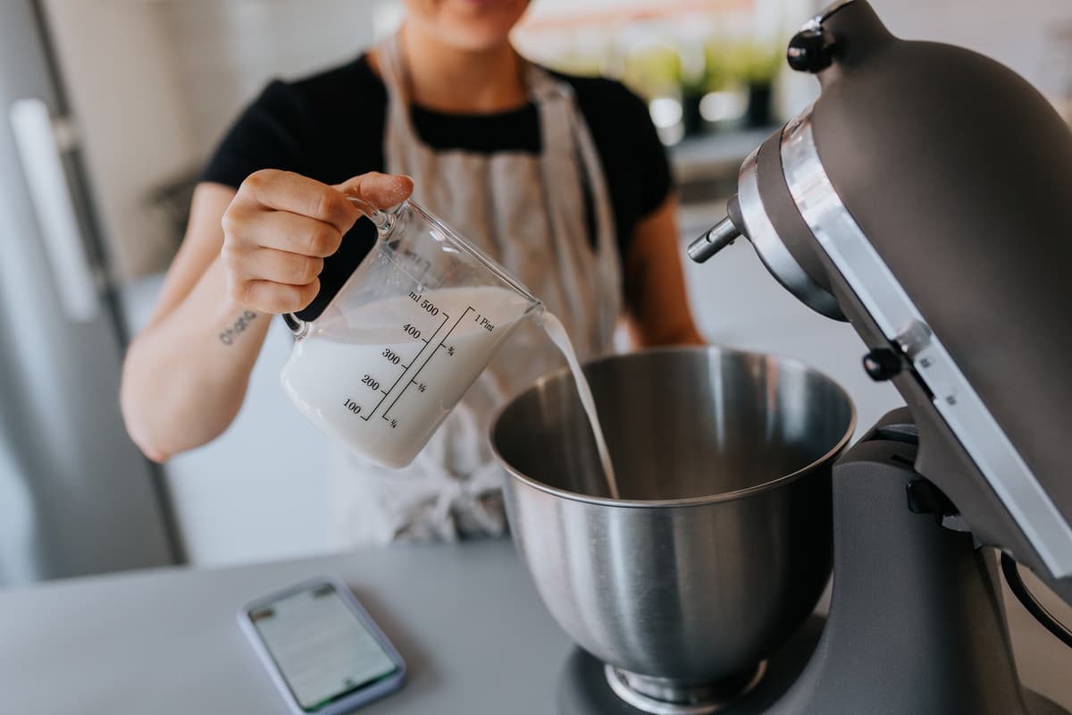 hvordan velge kjøkkenmaskin: å lage deig i en kjøkkenmaskin