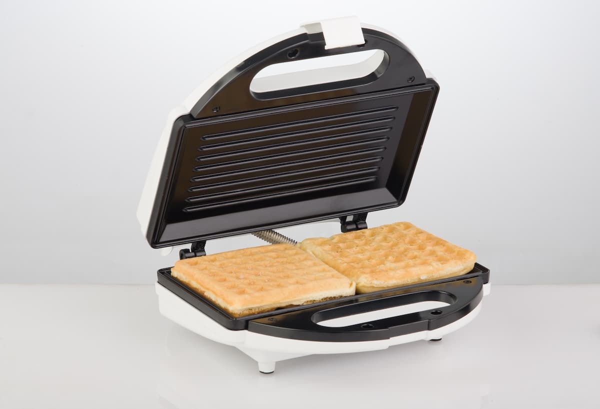 Hva bør du vurdere før du kjøper et vaffeljern?