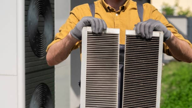 rense filter varmepumpe: skitne filtre